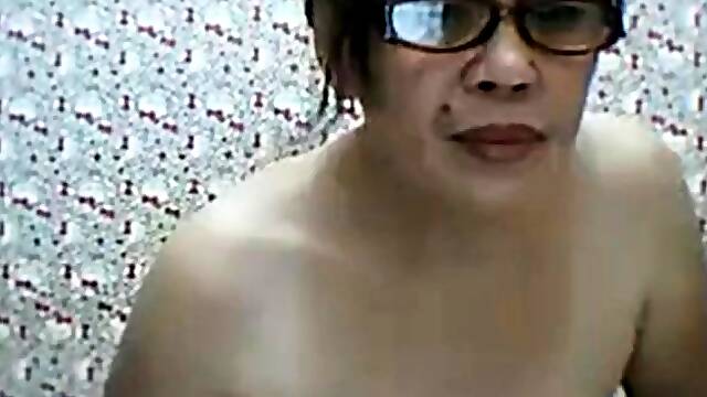 Filipina Granny on Webcam