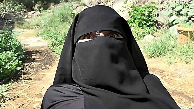 Beautiful doll in a black burka Elena Vega fucked for money