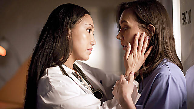 Panic nurse asked doctor for the help
