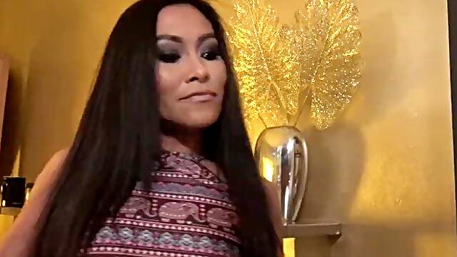 MOM Thai massage and passionate sex with horny Asian MILF Suzie Q