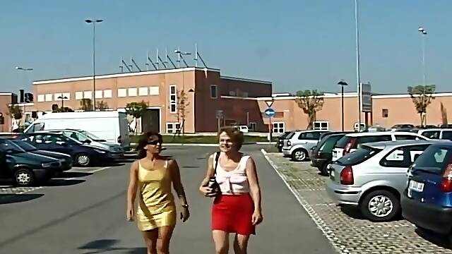 Menti Malate In Italia (scene04)