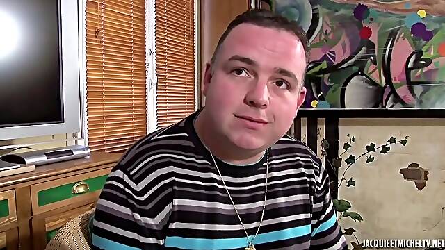 Camille - Pregnant Woman Will Be Shaking Her Anus