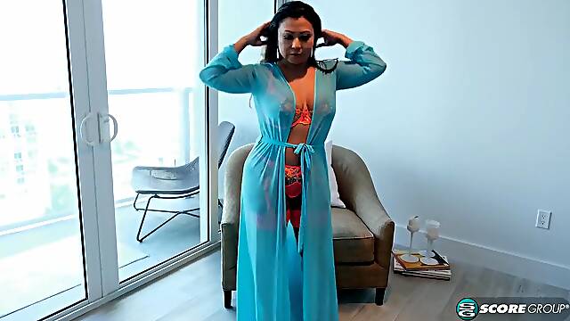 A Very Sexy Filipino Wife And Mom In 4k - Krystal Davis