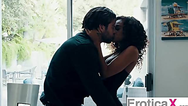 Cheating Wife Seduces Some Other Stud To Impregnate Her - Scarlit Scandal, Seth Gamble - EroticaX