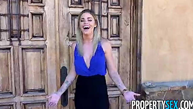 Gonzo, hilarious, heels