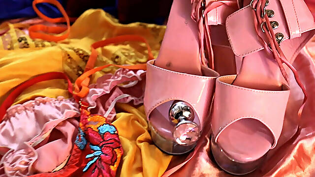 2525Eo - French Amateur, Clothed-Sex, Satin Lingerie, Rimming, Blowjob, Cumshot