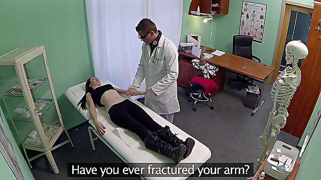 Doctor Examines Pretty Patients Pussy and Prescribes a Creampie