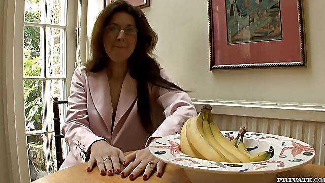 PRIVATE MILF Tiffanny Fucks Her Plumber And Then Gets An ATM Facial