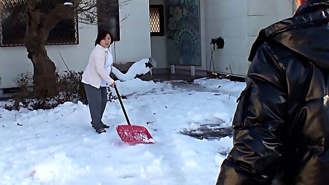 A Nave Who Lives in a Rural Area Wants to Have Sex After All! Showa Mature Woman's Lewd Sex!