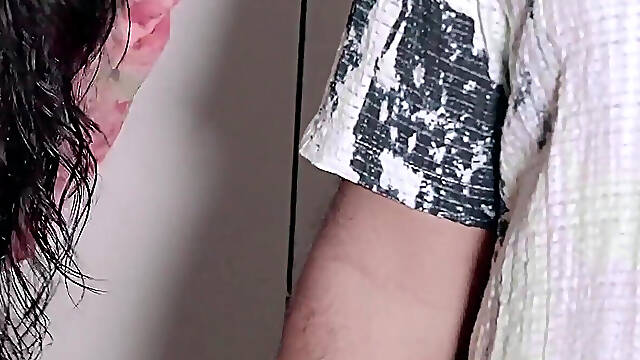 Hot Stepmom Full Bathing and Seducing for Sex Video in Hindi Audio