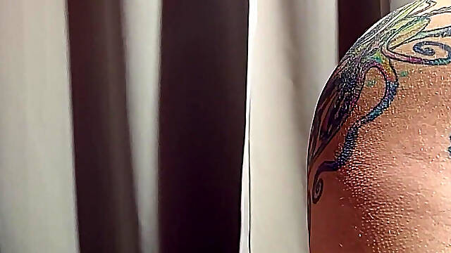 Wife Tries to Induce Labor on Her Penis During the 9th Month of Pregnancy